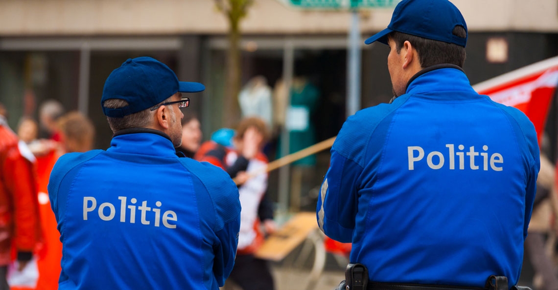 1551783221-politie_belgie_agent.jpg