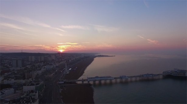 brighton-pier-drone-quadcopter-video-zonsopkomst-2015